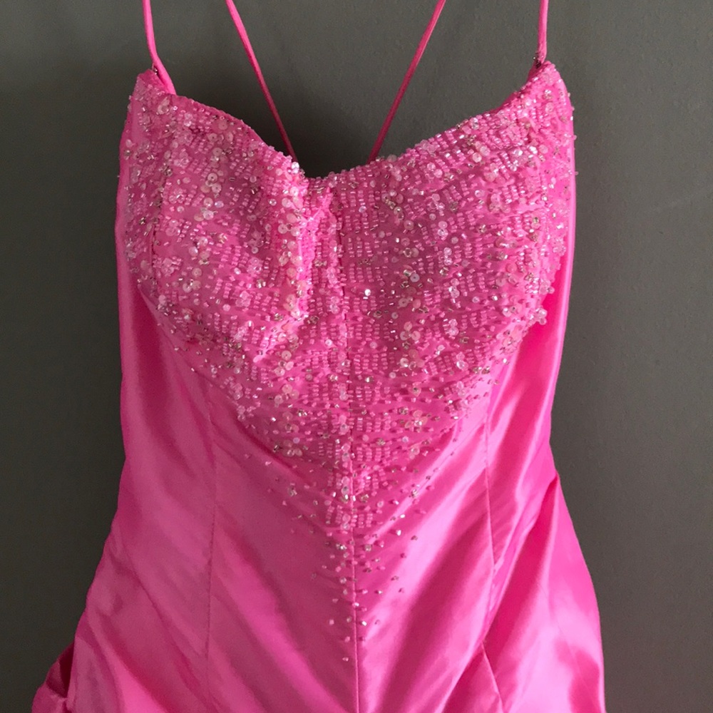 Formal Dress - Picture 2 of 4